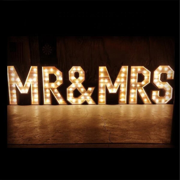 Letras luminosas LED «Marry Me» de 4 pés para decorações de pedidos de casamento