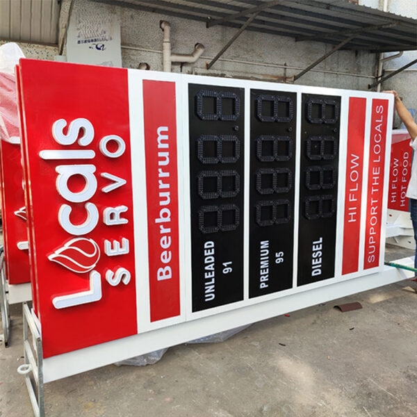 6M or 8M Aluminium LED Gas Price Pylon Sign