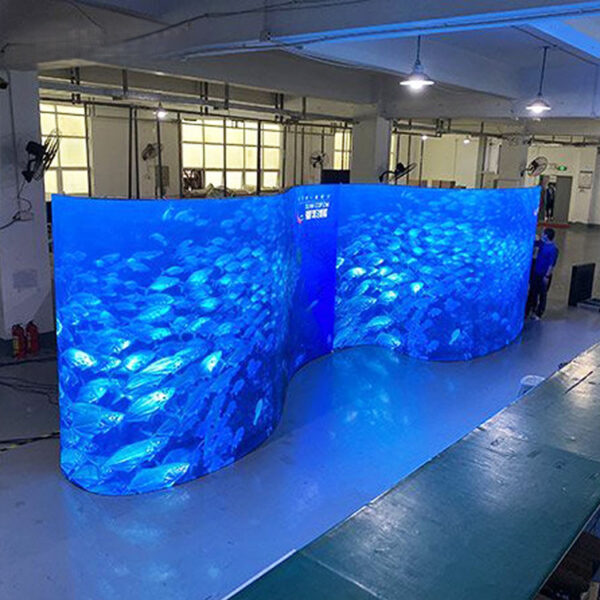 Ecrã LED flexível a cores para instalações comerciais curvas