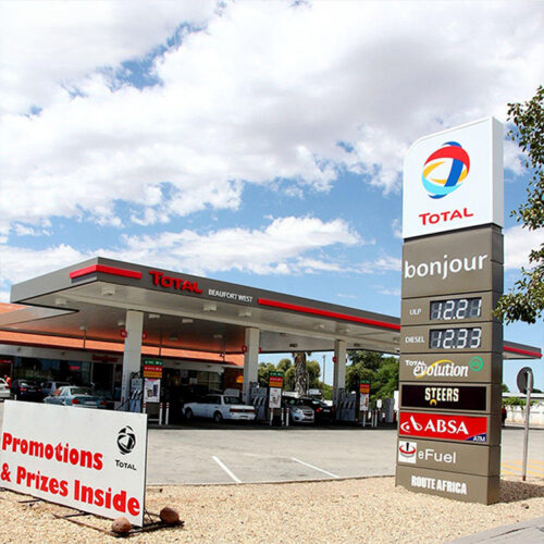 Freestanding LED Gas Station Pylon Price Sign with Digital Display