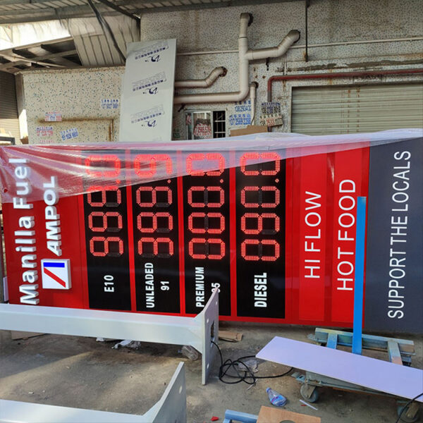 Freestanding Outdoor LED Gas Price Pylon Sign with Remote Management Freestanding Outdoor LED Gas Price Pylon Sign with Remote Management
