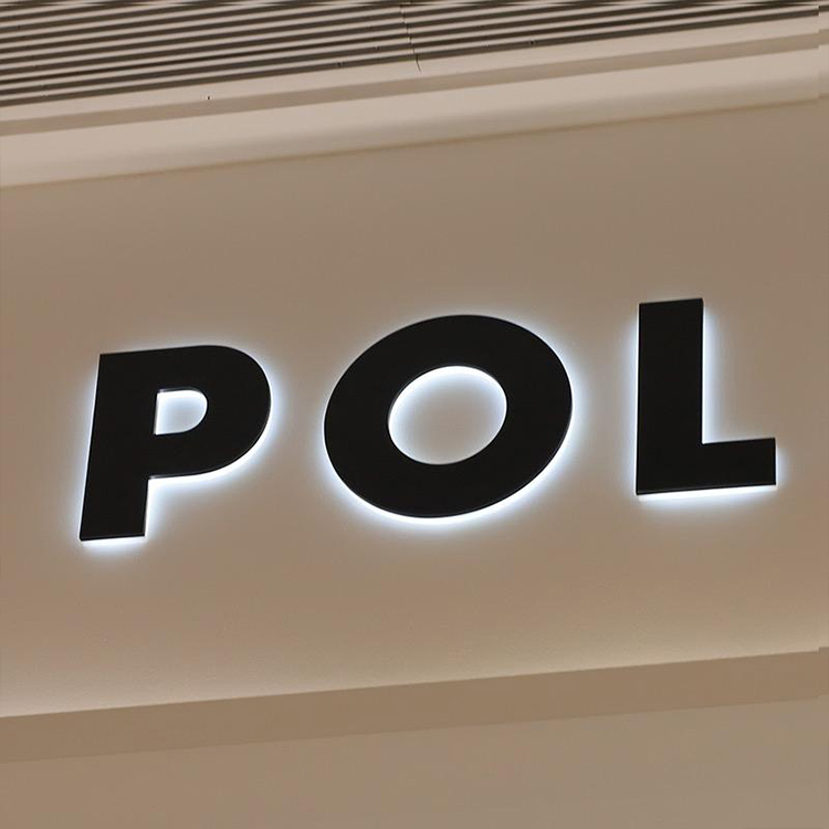 Front-Lit vs Backlit Channel Letters Which Should You Choose